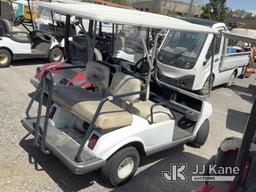 (Jurupa Valley, CA) 1998 Club Car Golf Cart Golf Cart Not Running , No key , Missing  parts , Body D