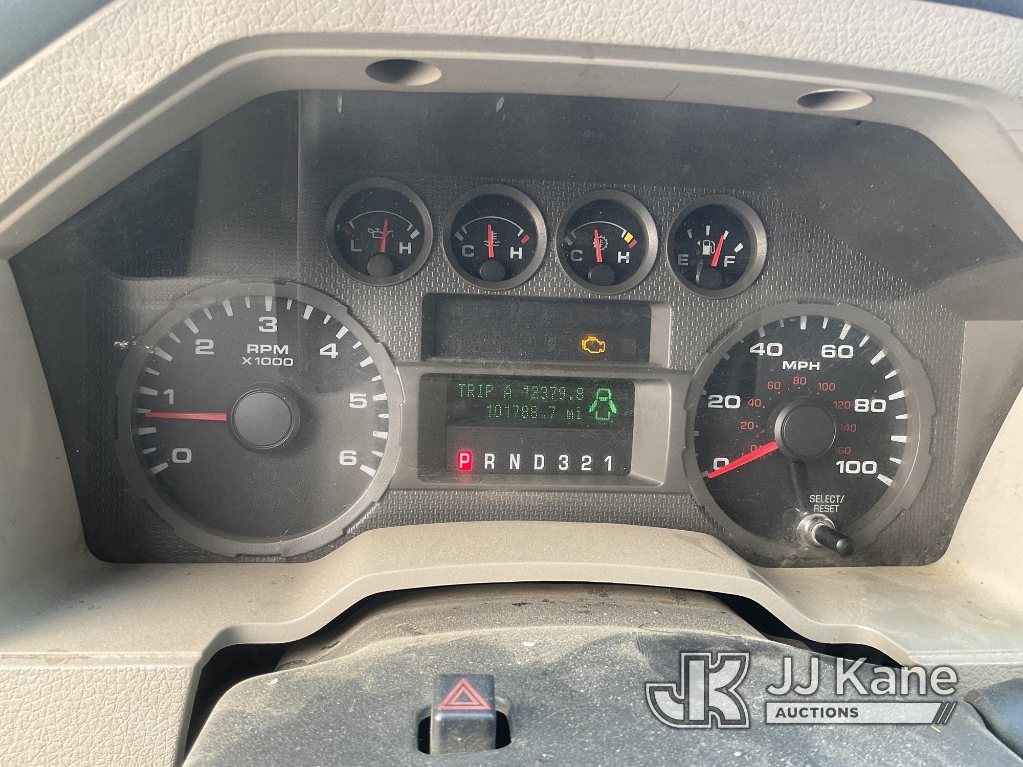 (Jurupa Valley, CA) 2008 Ford F-350 SD Utility Truck Runs & Moves, Check Engine Light Is On
