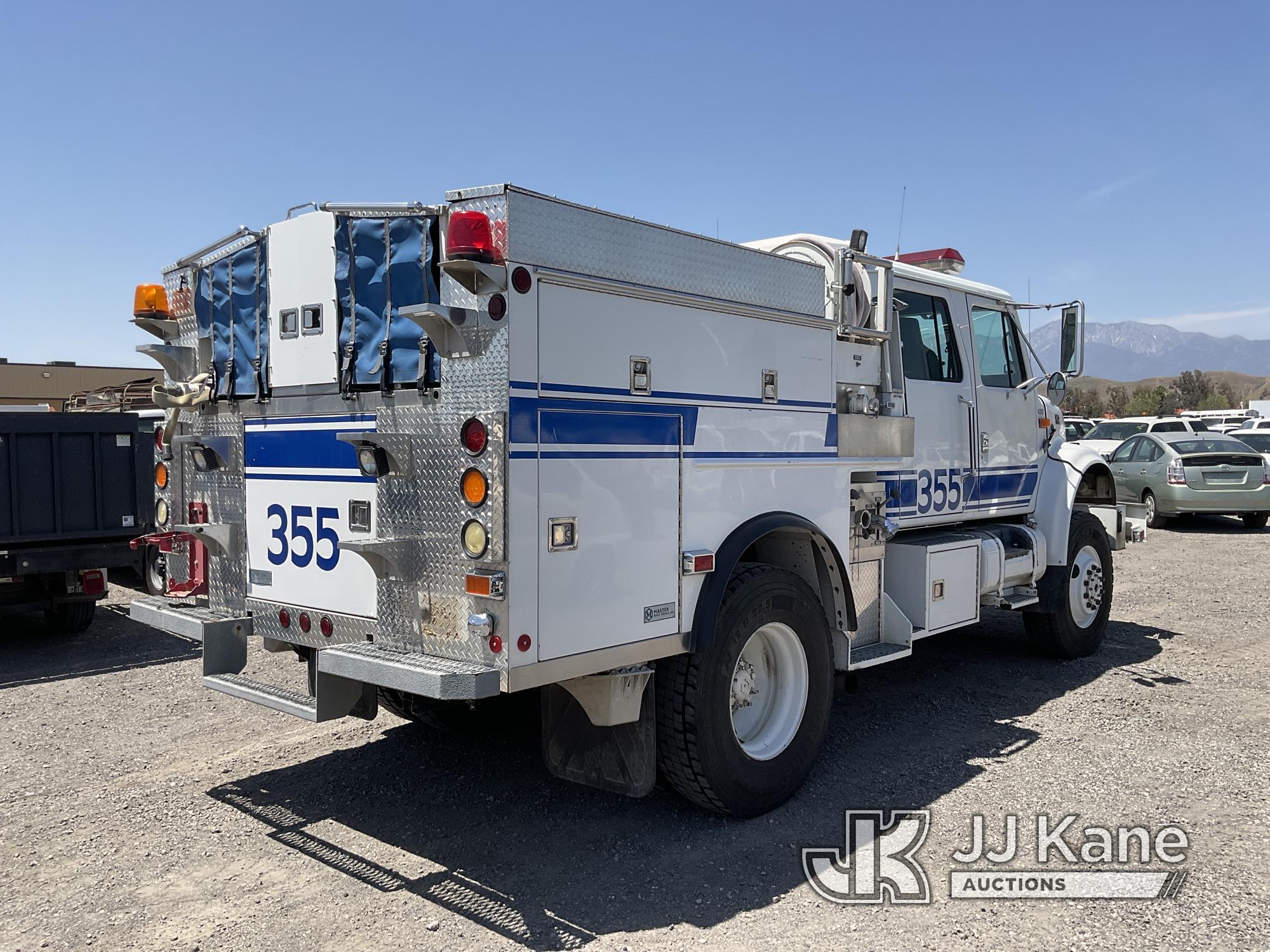 (Jurupa Valley, CA) 1998 International 4800 4X4 Pumper/Fire Truck Runs & Moves