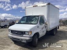 (Reno, NV) 2003 Ford E350 Cutaway Van Body Truck Runs & Moves) (Small Crack Passenger Side of Front
