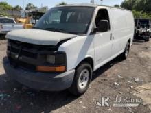 (Tampa, FL) 2005 Chevrolet Express G2500 Cargo Van Not Running & Condition Unknown