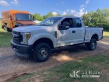 (Kodak, TN) 2017 Ford F250 Extended-Cab Pickup Truck Runs Rough & Moves) (Engine Knock) (Check Engin