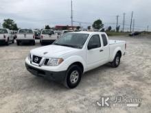 2015 Nissan Frontier Extended-Cab Pickup Truck Runs & Moves) (Body/Paint Damage