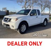(Dixon, CA) 2016 Nissan Frontier 4x4 Extended-Cab Pickup Truck Runs & Moves) (Small Chip on Windshie