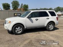 (South Beloit, IL) 2012 Ford Escape AWD Sport Utility Vehicle Runs & Moves) (Engine Tick, Rust Damag