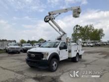 (Kansas City, MO) Altec AT40G, Articulating & Telescopic Bucket mounted behind cab on 2018 Ford F550
