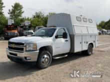 (Des Moines, IA) 2012 Chevrolet Silverado 3500HD 4x4 Enclosed High-Top Service Truck Runs & Moves) (