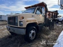 (Hawk Point, MO) 2000 GMC C8500 Dump Truck Not running, operating condition unknown.