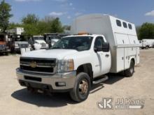 2012 Chevrolet Silverado 3500HD 4x4 Enclosed High-Top Service Truck Runs & Moves) (Check Engine Ligh