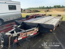 (Ashland, OH) 2014 Interstate 40DLA T/A Tagalong Equipment Trailer Moves, Operates) (Minor Body Dama