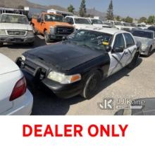 2011 Ford Crown Victoria Police Interceptor 4-Door Sedan Runs & Moves, Needs Drive Cycle, Bad Batter