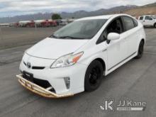 (Salt Lake City, UT) 2015 Toyota Prius 4-Door Hatch Back Runs & Moves) (Body Damage