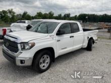 2020 Toyota Tundra 4x4 Crew-Cab Pickup Truck Not Running, Condition Unknown) (Wrecked