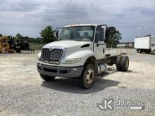 2013 International 4400 DuraStar Cab & Chassis Runs & Moves) (Body/Paint Damage