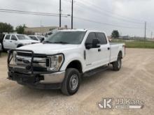 (Waxahachie, TX) 2019 Ford F250 4x4 Crew-Cab Pickup Truck Runs & Moves, Check Engine Light On, Body