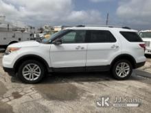 2015 Ford Explorer 4x4 4-Door Sport Utility Vehicle Runs, Moves) (Paint Damage, Body Damage