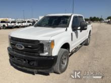 (Waxahachie, TX) 2017 Ford F250 4x4 Crew-Cab Pickup Truck Runs & Moves) (Check Engine Light On, Body