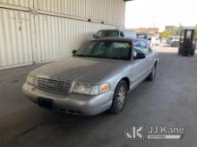 2005 Ford Crown Victoria 4-Door Sedan Runs & Moves, Power Window Motor Going Out