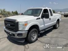 2015 Ford F250 4x4 Extended-Cab Pickup Truck Runs & Moves) (Check Engine Light On
