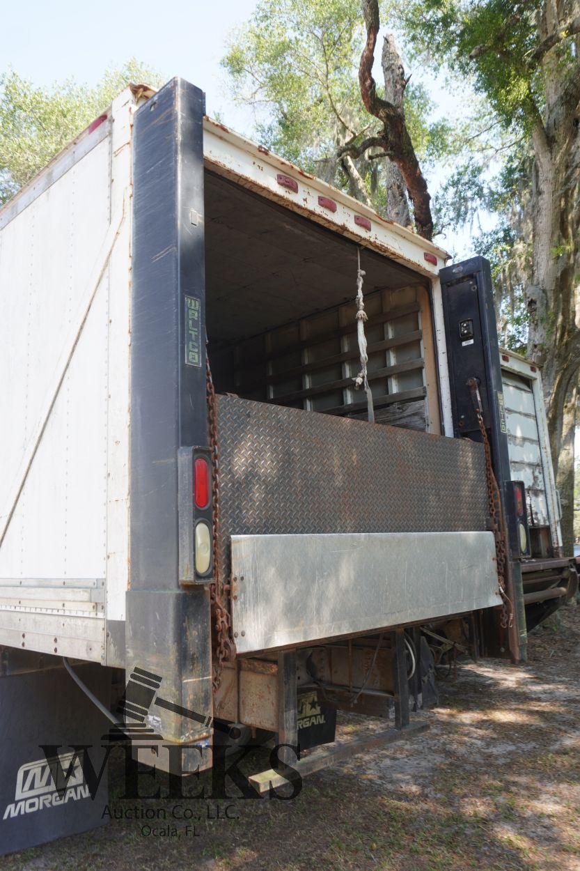 GMC TOPKICK BOX TRUCK