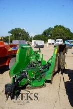 JOHN DEERE E12 BATWING