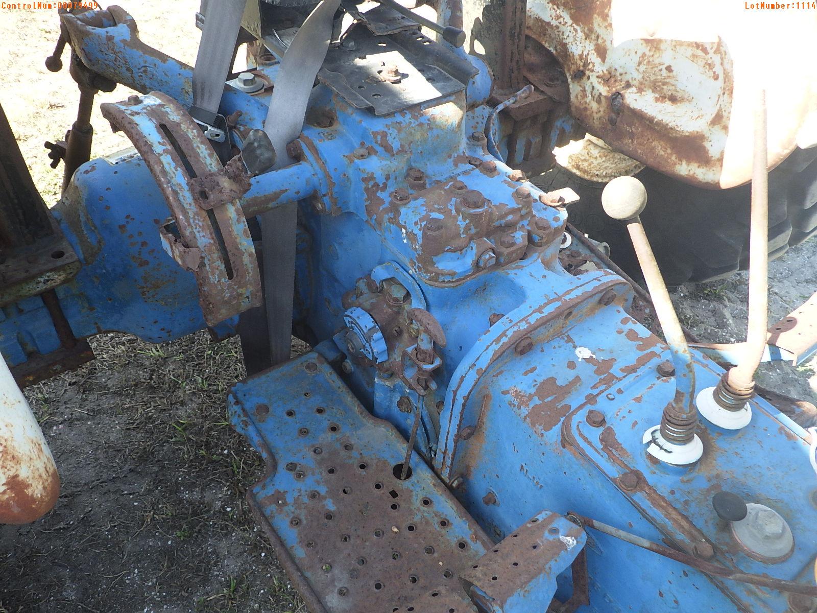 5-01114 (Equip.-Tractor)  Seller:Private/Dealer FORD 3110 OROPS TRACTOR