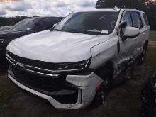 8-05113 (Cars-SUV 4D)  Seller: Gov-Hillsborough County Sheriffs 2021 CHEV TAHOE