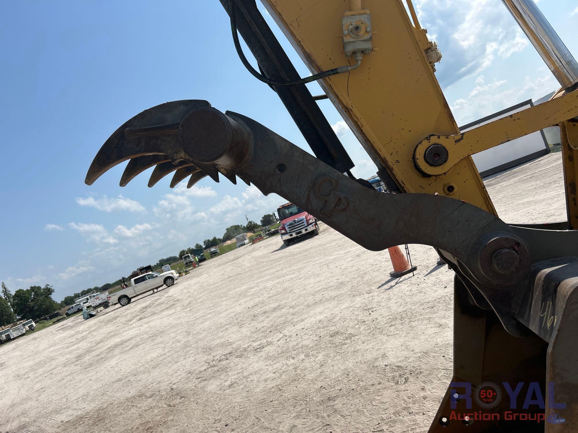 2013 Caterpillar 320E Hydraulic Excavator