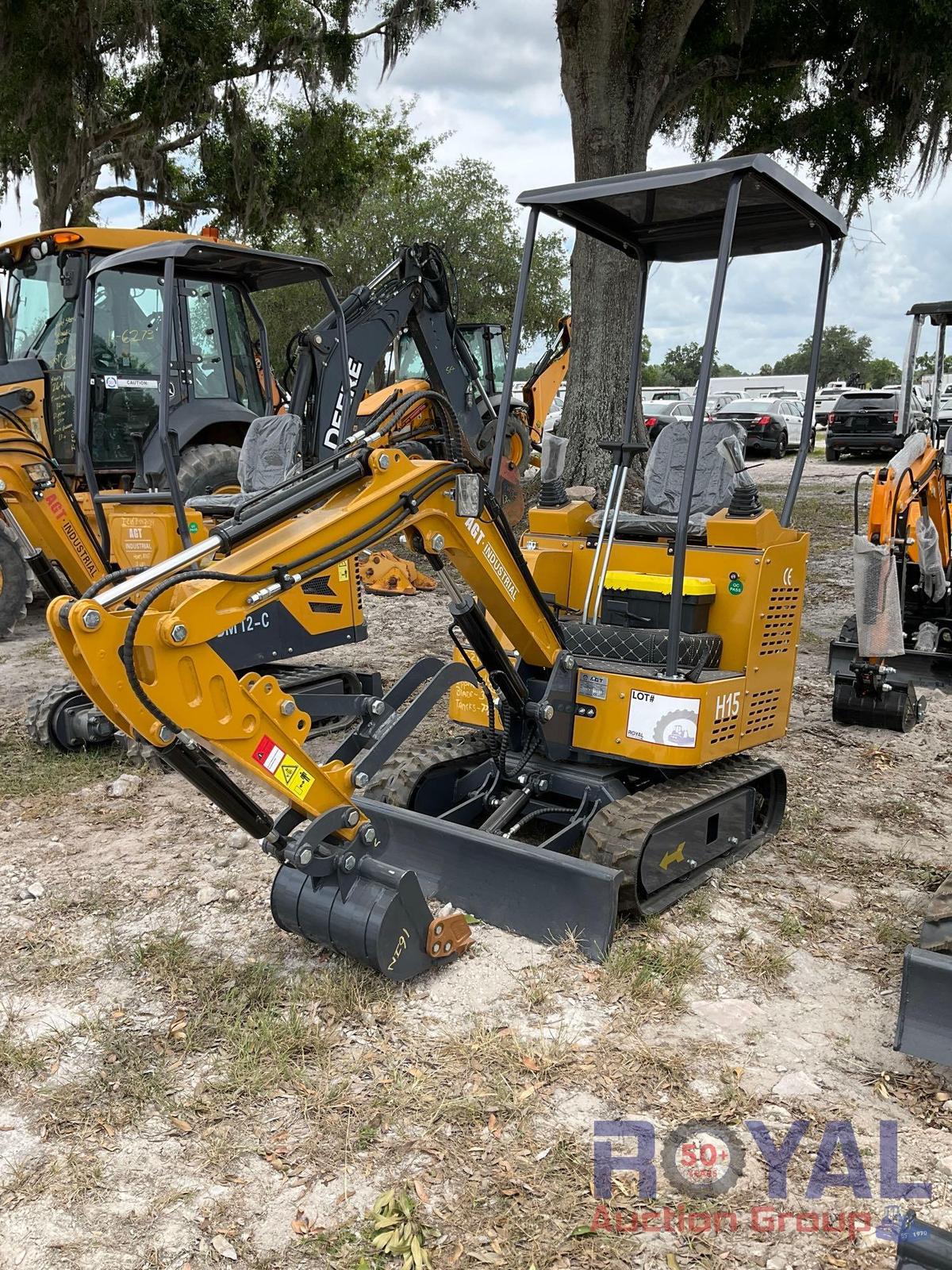 2023 AGT H15 Mini Excavator