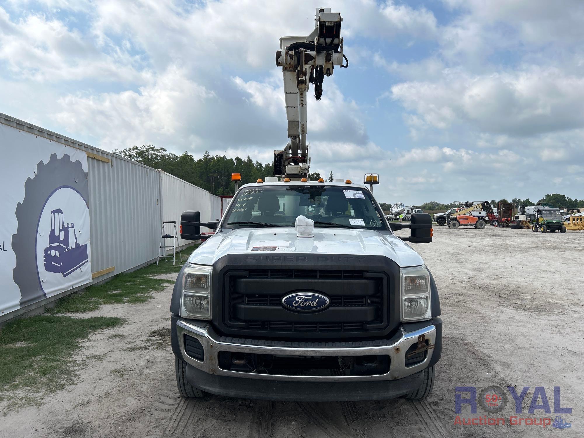 2011 Ford F550 Extended Cab 4x4 Altec AT40M Material Handler Bucket Truck