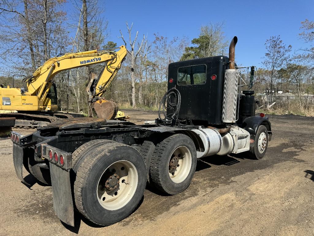 1986 Peterbilt 359 Day Cab Tandem (OFFSITE)