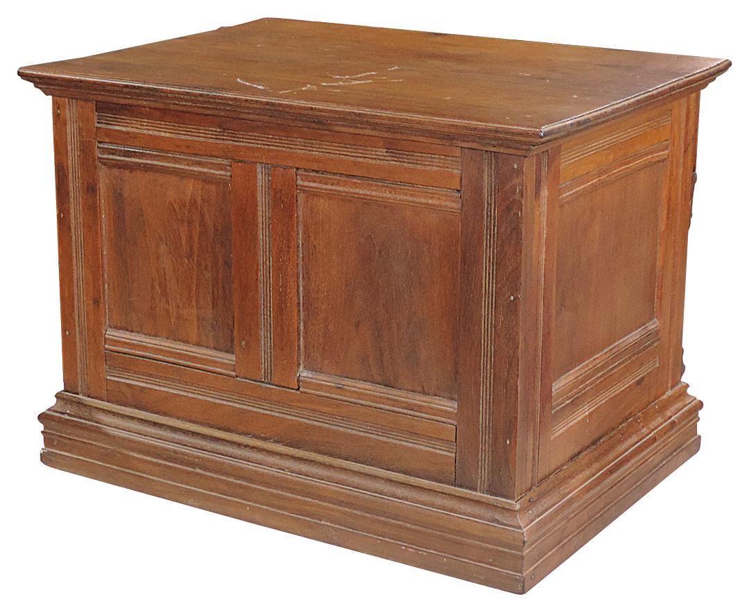 Spool Cabinet, Clark's ONT, walnut 4-drawer w/pressed designs, burnished kn