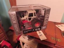 Ertl Case-IH Precision Elite Toy Tractor NIB