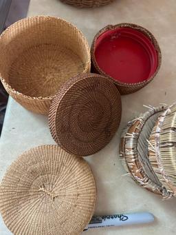 4- Indian Baskets