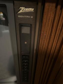 Console Zenith  TV and DVD player