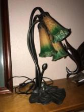 TulipTiffany Style  lamp