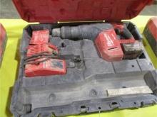 Milwaukee 18M Fuel Rotary Hammer w/M12/M18