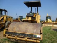 1999 Cat CS-433C Smooth Drum Roller,