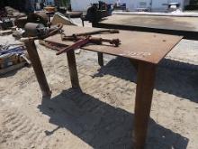 Steel Welding Table w/Vise (Rectangle Small Size)
