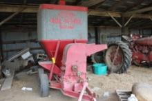 Peerless Roller Mill, Shedded, 14" Tires In Tandem, Approx. 60bu, Mineral Feeder Attachment, 540pto,