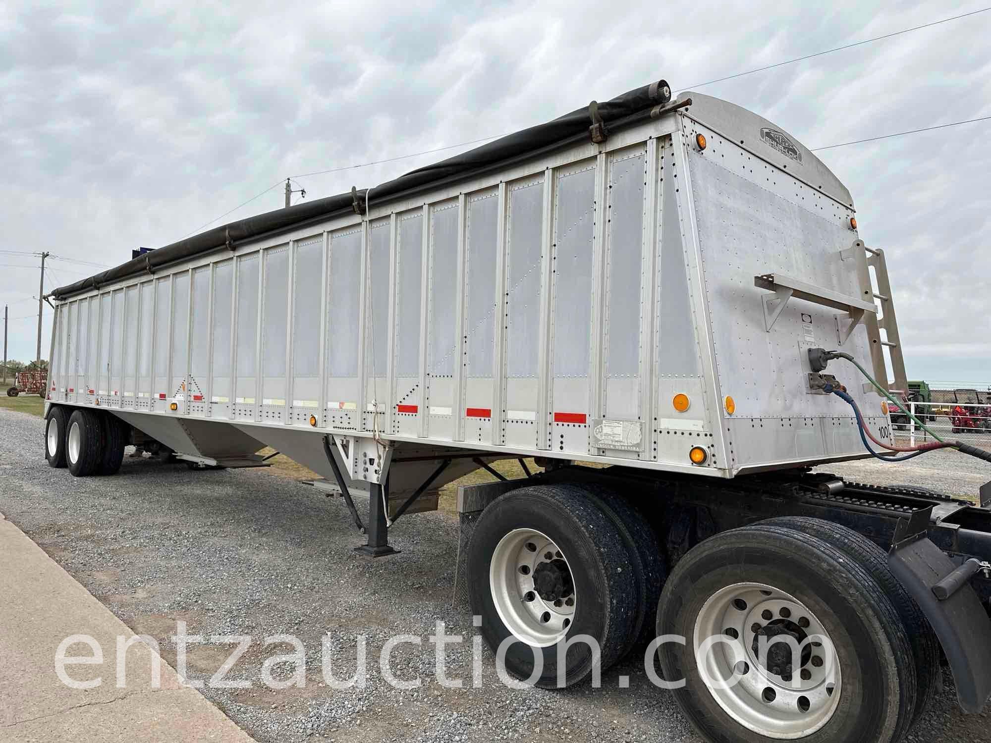 2002 CORN HUSKER GRAIN HOPPER,