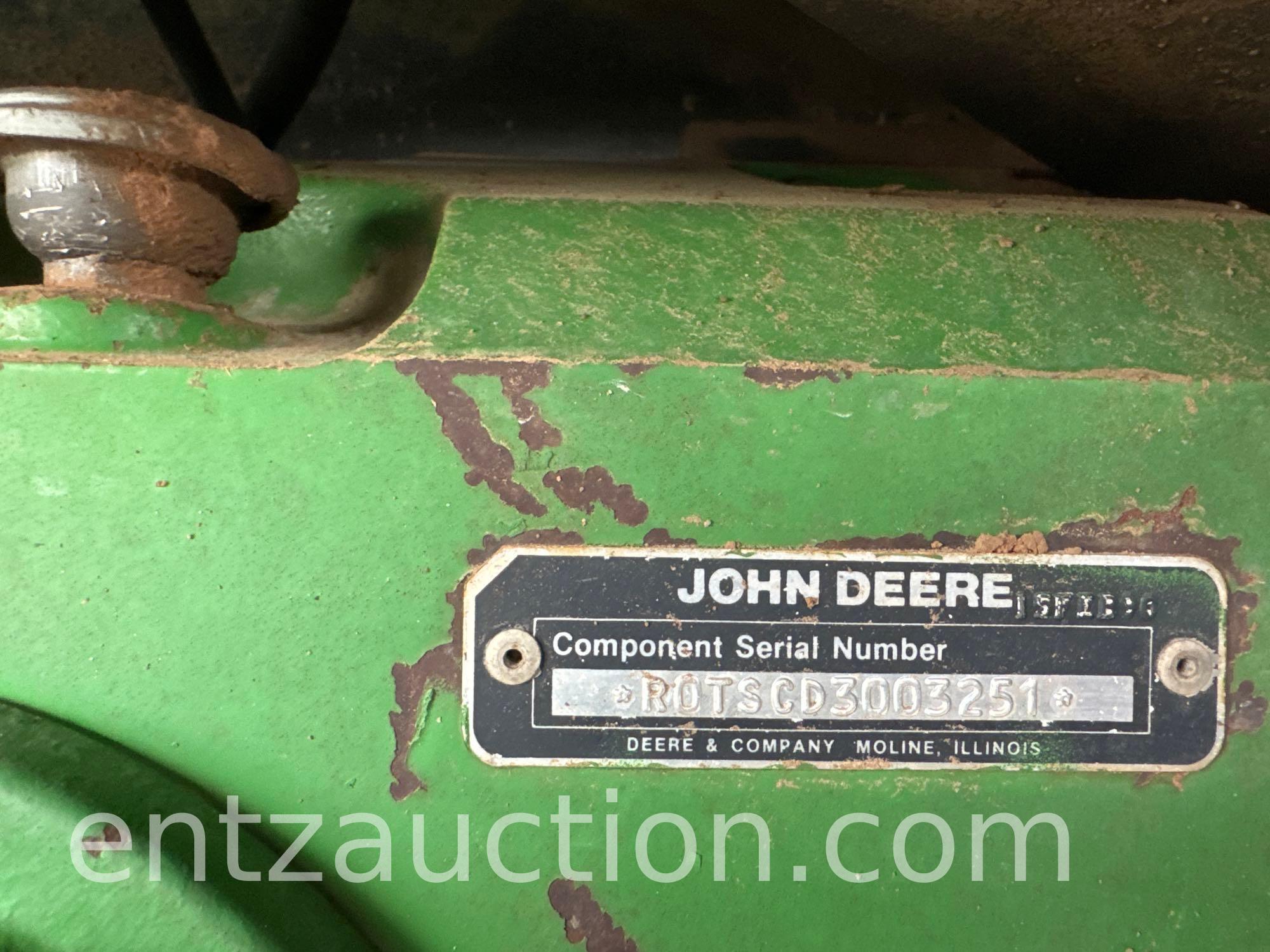 1990 JD 8560 TRACTOR, C&A, 4WD, 3 REMOTES,
