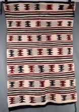 VINTAGE NATIVE AMERICAN INDIAN WOOL RUG