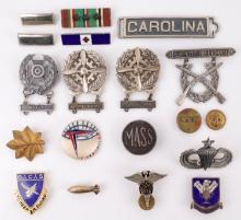 WWI WWII US ARMED FORCES BADGE INSIGNIA & DUI LOT