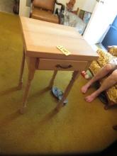END TABLE  18 X 17 X 29