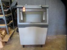 ICE MAKER BOTTOM  30 X 51