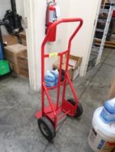 2-wheeled hand truck w/ solid tires