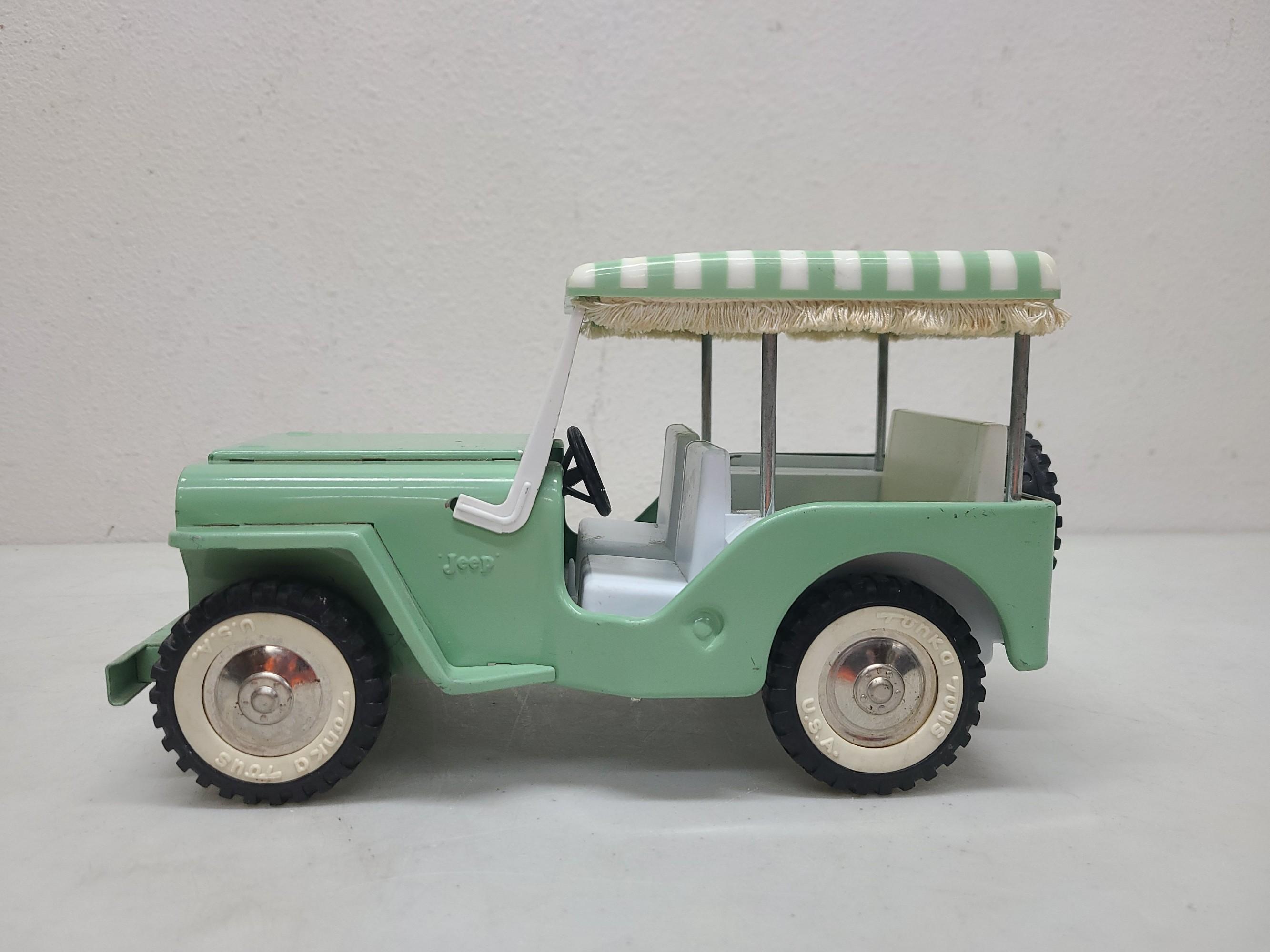 Tonka Outdoor Living Jeep Surrey Toy