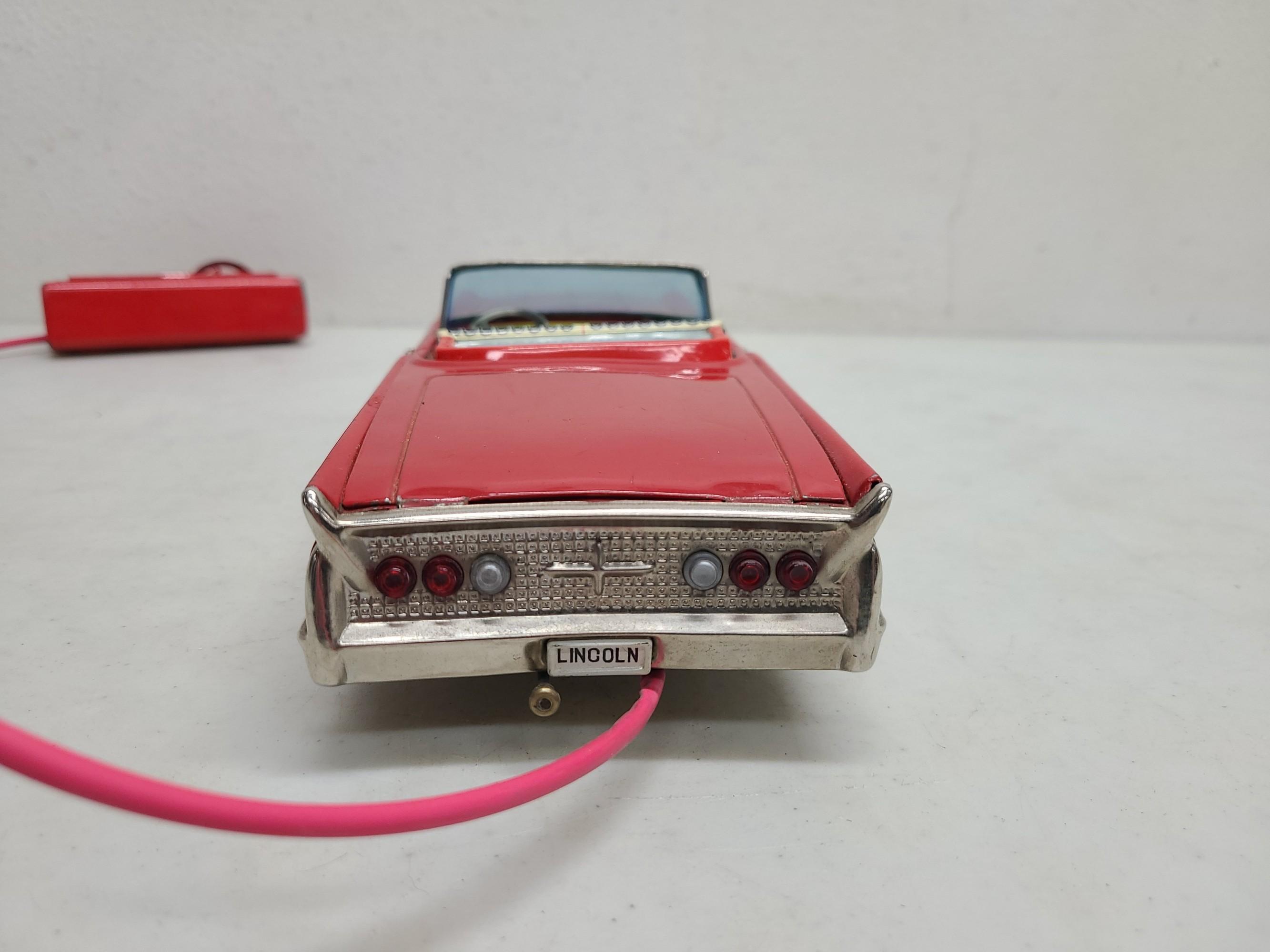 1959 Cragstan Lincoln Convertible Battery Op Tin Toy