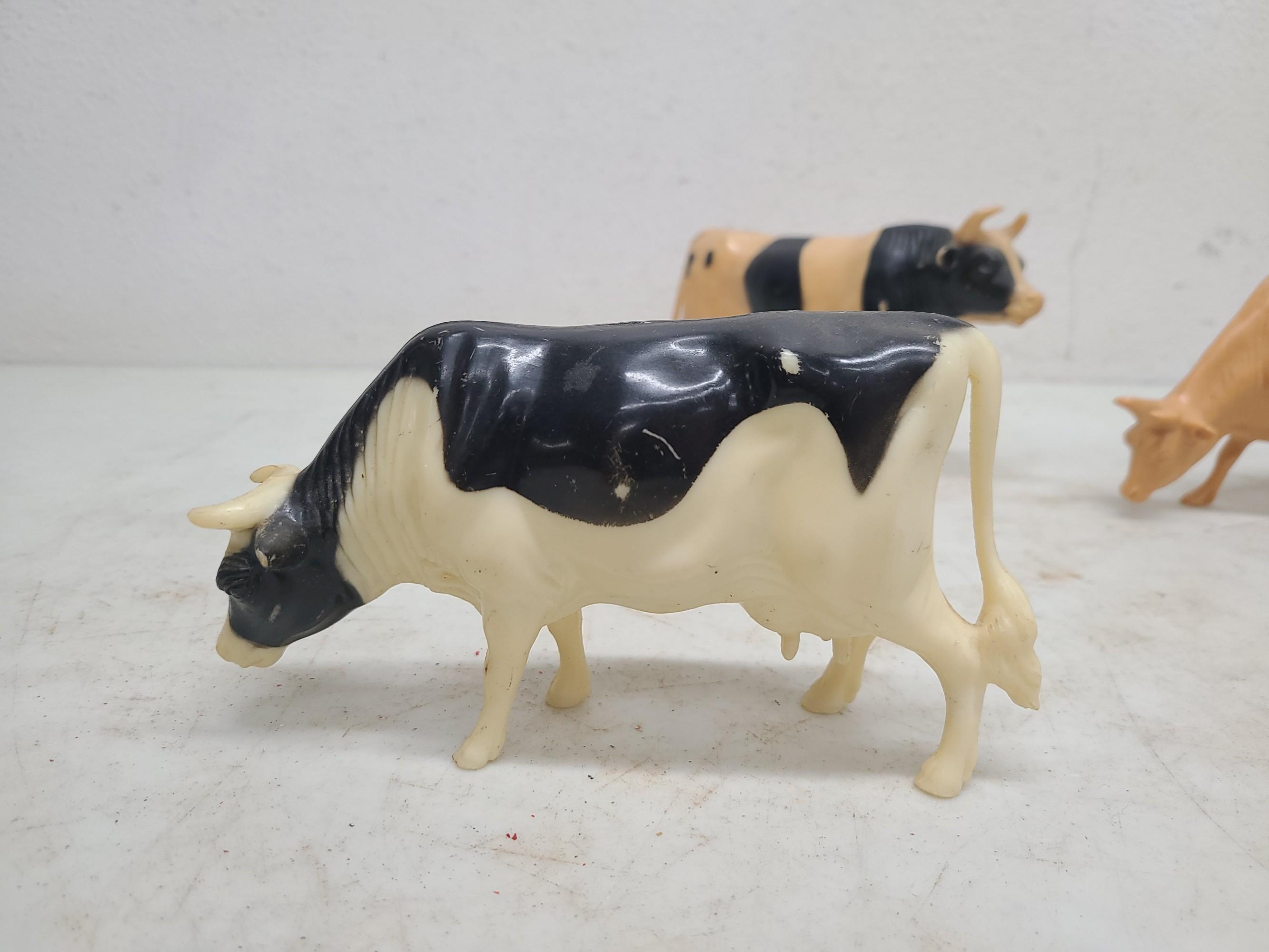 4 Nylint & Hartland Toy Cows